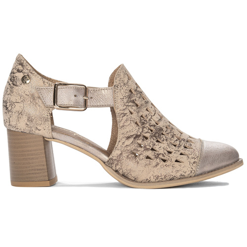 Maciejka Beige and Gold Pumps 04962-43/00-5