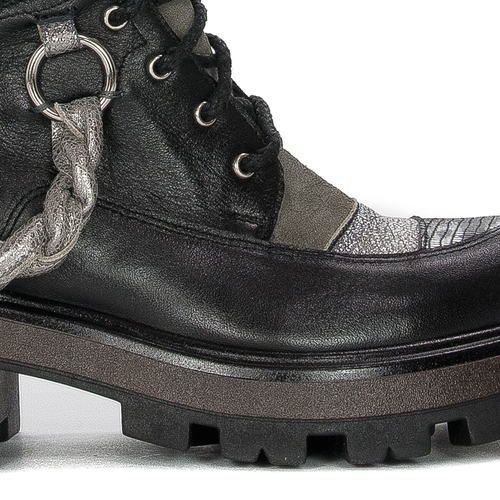 Maciejka Black + Grey women's Boots 05586-01/00-3