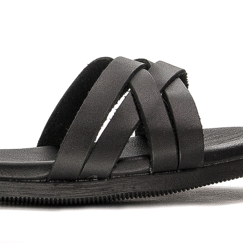 Maciejka Black leather women's flat sandals