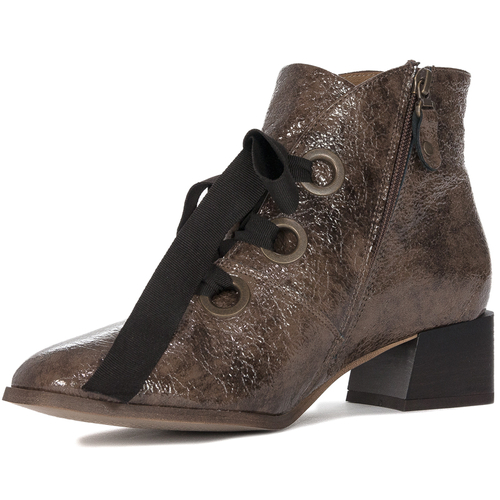 Maciejka Brown women's Boots 05742-02/00-8