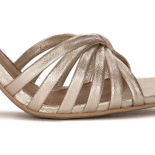 Maciejka Gold Sandals 06025-25-00-1