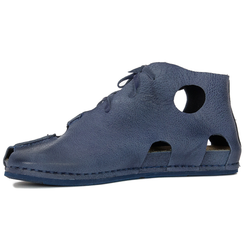 Maciejka Navy Low shoes