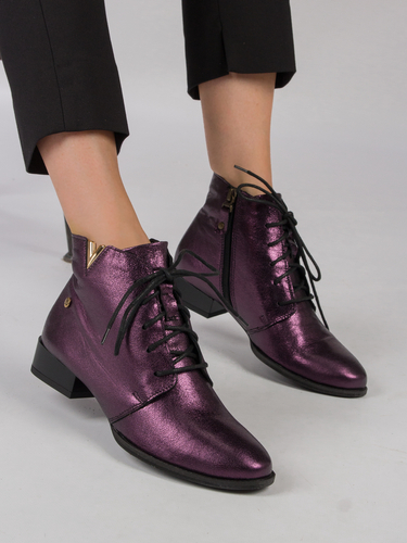 Maciejka Violet Leather women's Boots 5743C-05/00-7