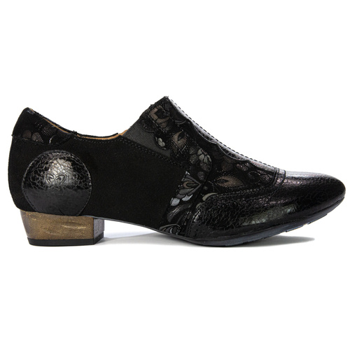 Maciejka Woman's Leather Black Low Shoes