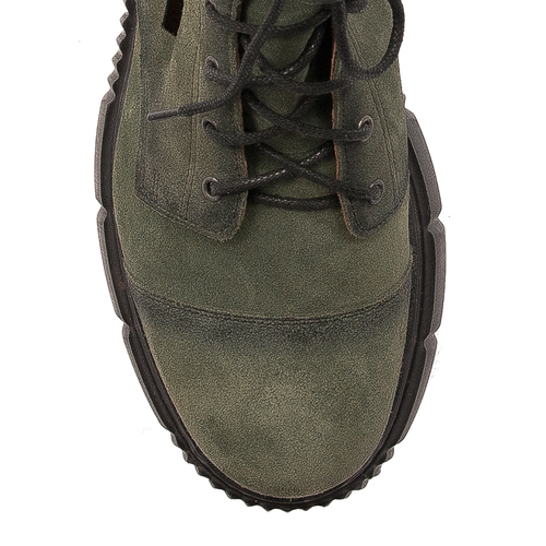 Maciejka Women's ankle boots,green leather suede on platform