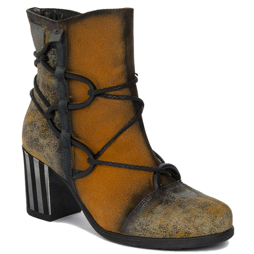 Maciejka Yellow Women's Boots 05605-07/00-7