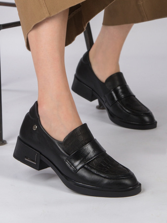 Maciejka Women's Shoes Black Leather