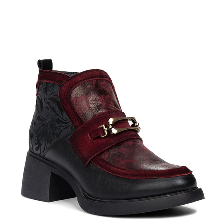Maciejka Crafted Leather Ankle Boots Embossed Panel Black-Burgundy 07139-23/00-8