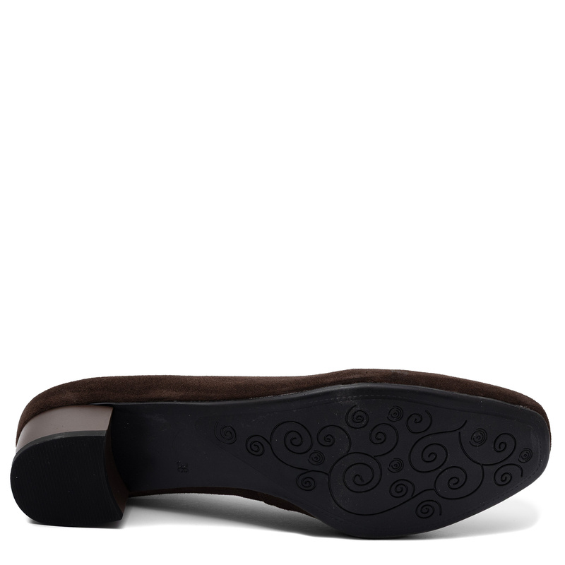 Maciejka Comfortable Suede Pumps Low Block Heel Brown 03330-02-00-1