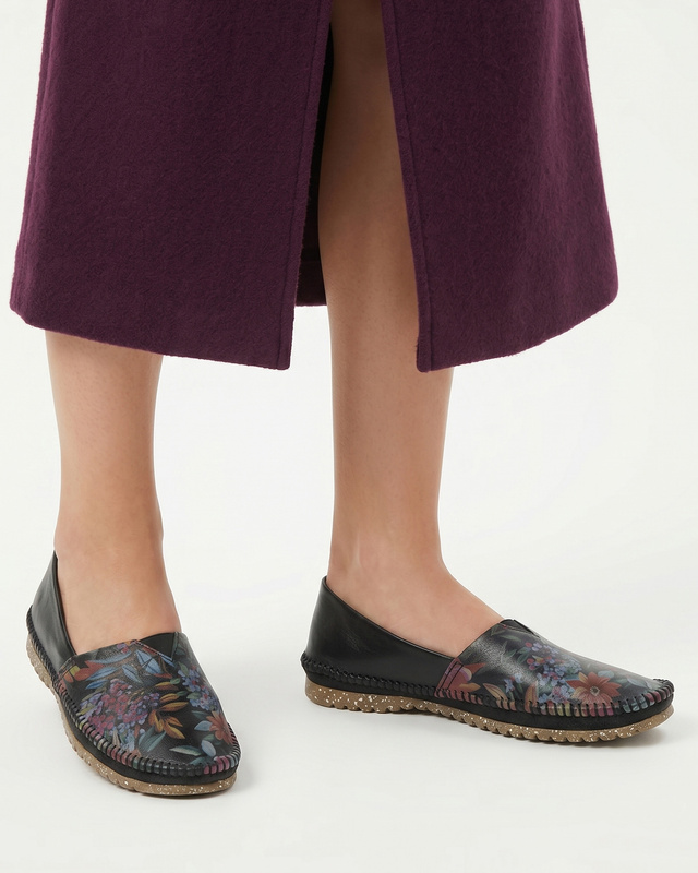 Maciejka Leather Women's Low Boho Shoes Floral Black 1930W-42/00-0