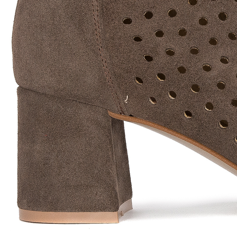 Maciejka Brown Boots 05420-02/00-5