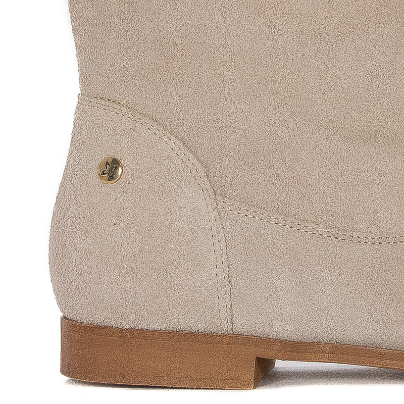 Maciejka Light Beige Knee-High Boots 05057-22/00-6