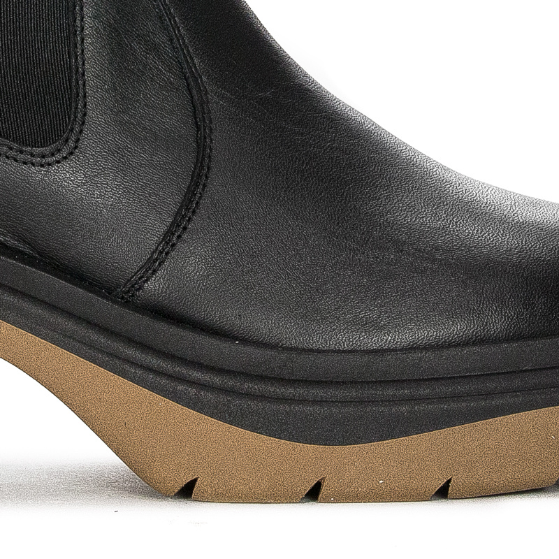 Maciejka Black+Dark Beige Boots 05746-10/00-7