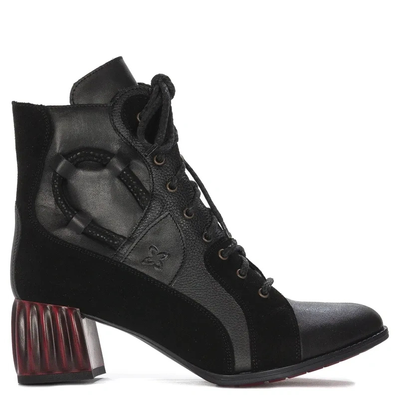 Maciejka Black Boots