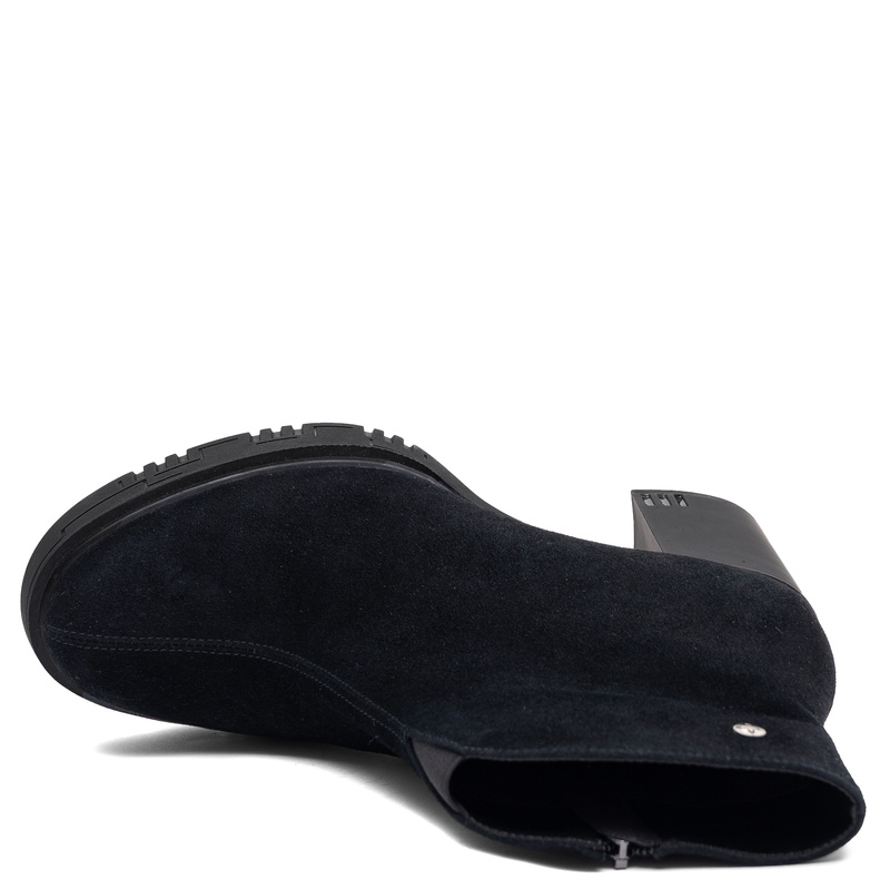 Maciejka Black Suede Ankle Boots Block Heel Platform K7700-01/00-7