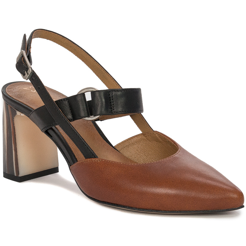 Maciejka leather Black and brown pumps