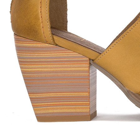 Maciejka Półbuty na słupku skóra naturalna żółty