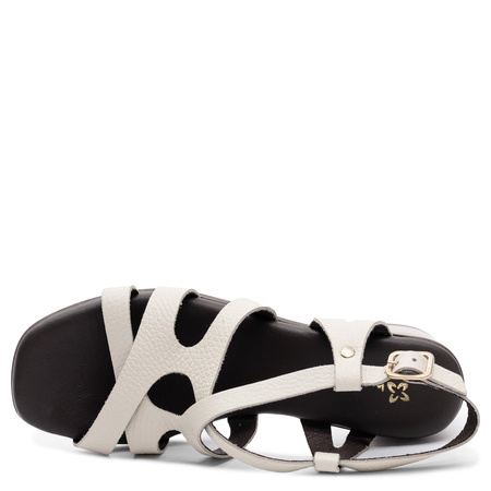 Maciejka Leather Block Heel Sandals Textured Beige E7399-04/00-1