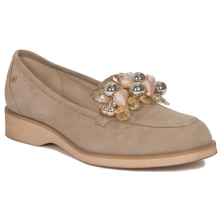Maciejka Women's beige leather Flat Shoes New ornament
