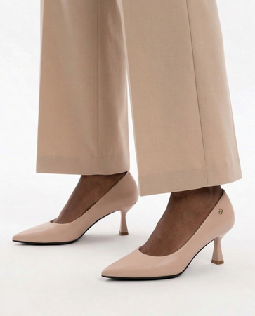 Maciejka Pumps Leather Pointed-Toe Kitten Heel Beige K7527-28/00-1