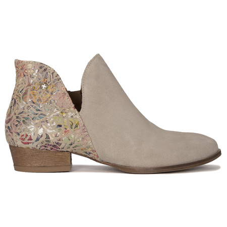 Maciejka Botki skórzane welurowe kowbojki Jasny Beż