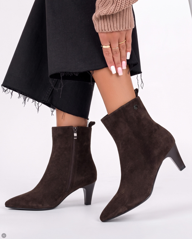 Maciejka Women's Suede Ankle Boots Block Heel Chocolate Brown K7695-02/00-7