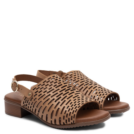 Maciejka Leather Sandals Openwork Artistic Beige E7392-04/00-1