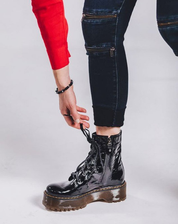 Maciejka Black leather women's Boots