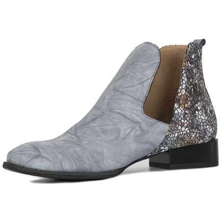 Maciejka 05452-17/00-5 blue leather ankle boots