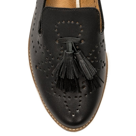 Maciejka Black Low Shoes 04484-21/00-5