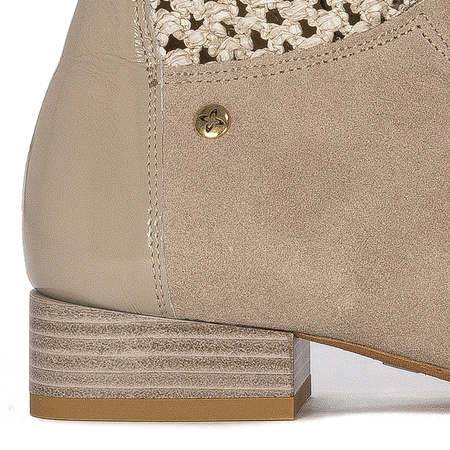 Maciejka Women's Leather Beige Boots