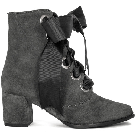 Maciejka Gray Boots 03782-03/00-3