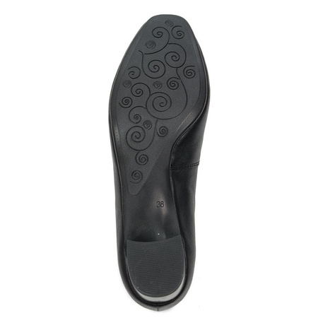 Maciejka Leather Court Shoes Contoured Insole Low Block Heel Black 03330-20/00-1