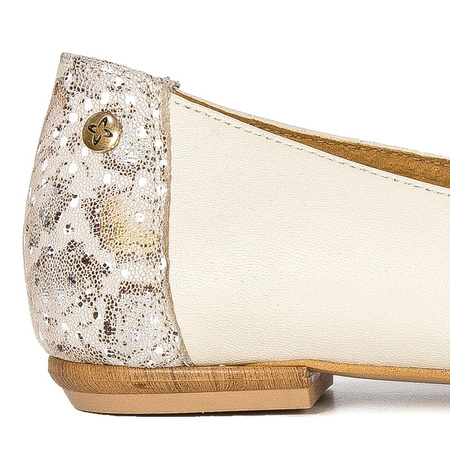 Maciejka Beige Low Shoes