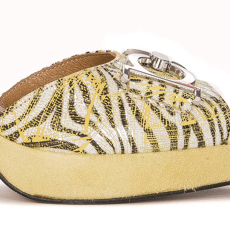 Maciejka Women's sandals in natural velor leather yellow