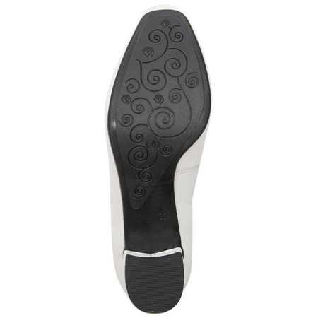 Maciejka White Pumps