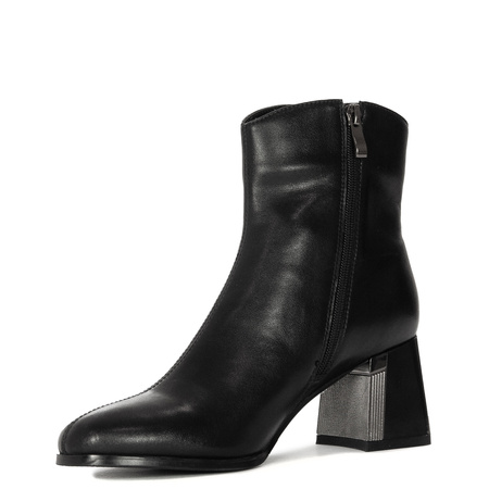 Maciejka Leather Ankle Boots Architectural Block Heel Black K7203-01/00-8