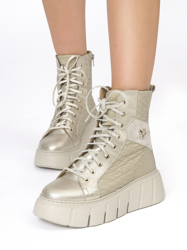 Maciejka Leather Quilted Platform Lace-Up Ankle Boots Gold 06751-25/00-8