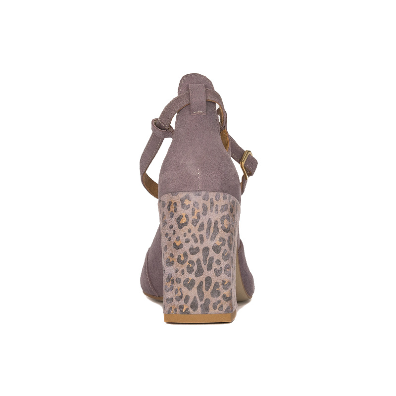 Maciejka Women's sandals in natural velor leather violet