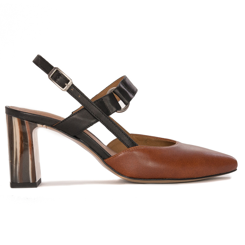 Maciejka leather Black and brown pumps