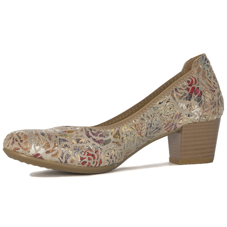 Maciejka light beige pumps 04802-22/00-5