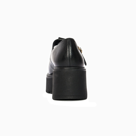 Maciejka Women's low shoes Black leather 6271A-01/00-1
