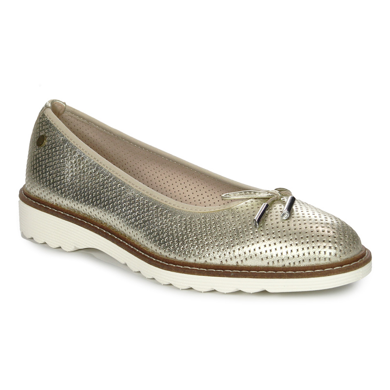 Maciejka Gold Leather Low Shoes