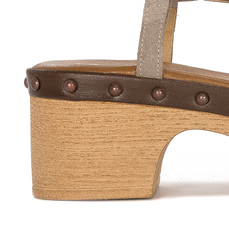 Maciejka Women's sandals in natural velor leather ciemny beige