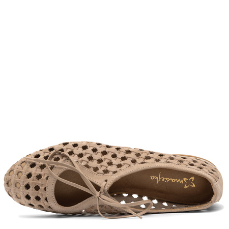 Maciejka Leather Perforated Flats Breathable Beige 07303-04/00-1