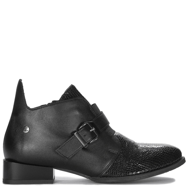 Maciejka Black Women's Boots 06692-01/00-8