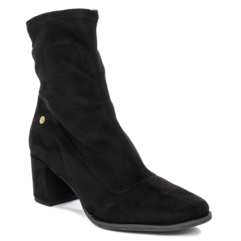 Maciejka Black women's Boots 6243A-01/00-8