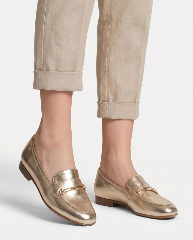 Maciejka Elegant Metallic Leather Women Loafers Gold K6809-25/00-1