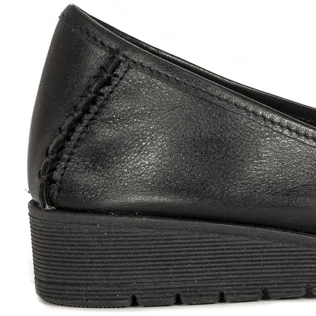 Maciejka Black Flat Shoes 04500-01/00-0