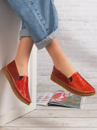 Maciejka Red Low Shoes 3512W-15/00-5